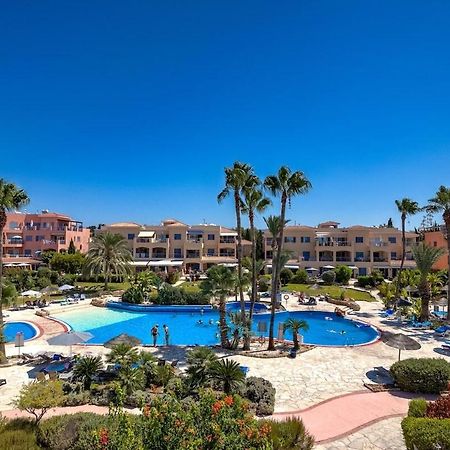 Limnaria Gardens Beautiful Apartment By Vichy Paphos Exterior foto