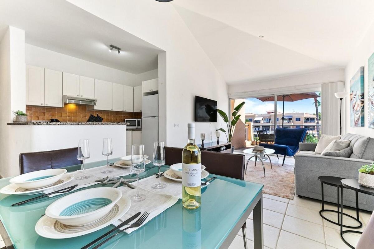 Limnaria Gardens Beautiful Apartment By Vichy Paphos Exterior foto